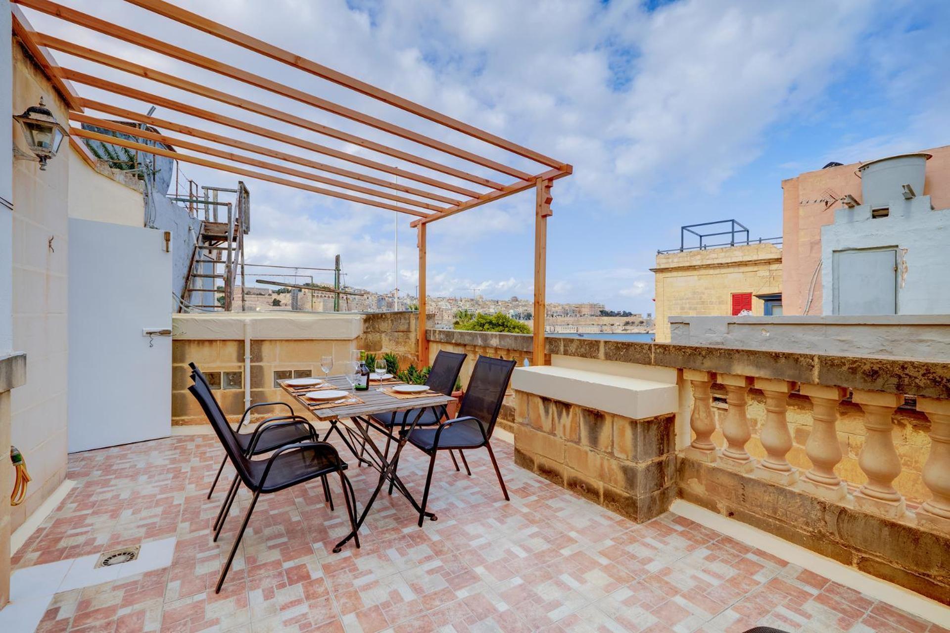 Traditional Maltese Townhouse, Roof Terrace And Views Senglea Luaran gambar