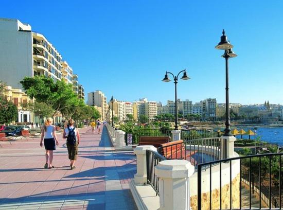 Traditional Maltese Townhouse, Roof Terrace And Views Senglea Luaran gambar