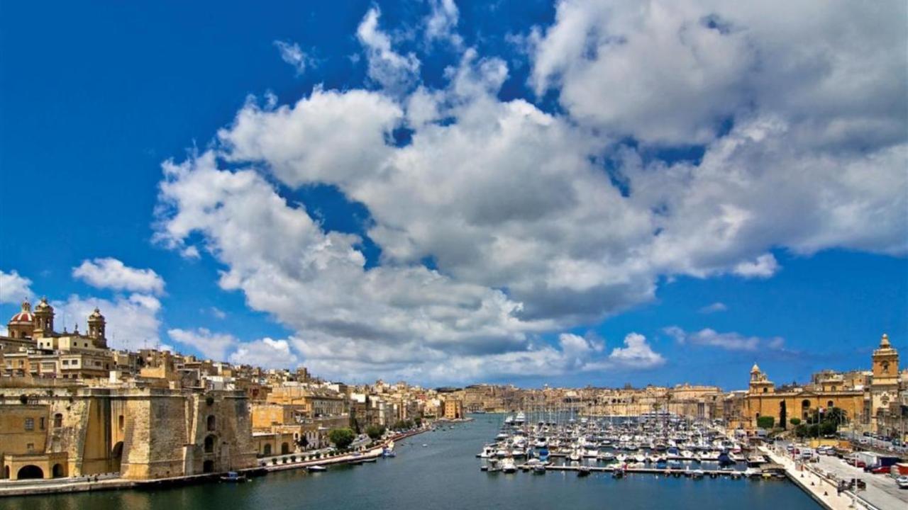 Traditional Maltese Townhouse, Roof Terrace And Views Senglea Luaran gambar